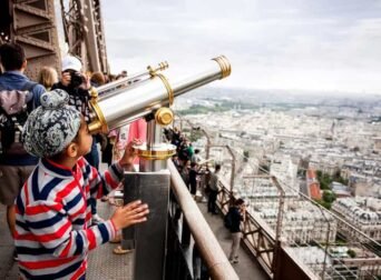 Guided Eiffel Tower Guided Climbing Tour by Stairs to the Second Floor